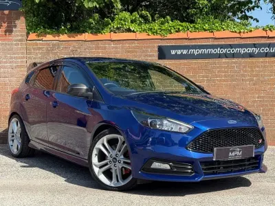 Used Ford Focus ST 185 HP (136 kW) 2018 Blue Hatchback