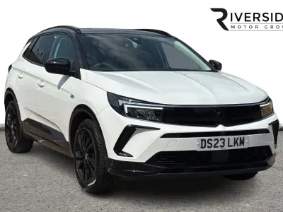 Used Vauxhall Grandland X S 130 HP (95 kW) 2023 White SUV