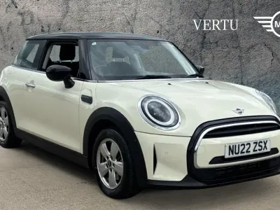 Usado Mini Cooper Classic 134 CV (98 kW) 2022 Blanco Utilitario