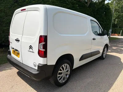 Used Citroën Berlingo 2019 White MPV