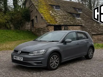 Begagnad VW Golf VII SE 115 HK (84 kW) 2018 Grå Halvkombi