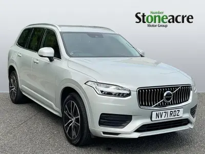 Used Volvo XC90 Momentum 235 HP (172 kW) 2022 Gold SUV