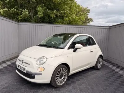 Używany Fiat 500 Lounge 69 KM (50 kW) 2012 Biały Hatchback