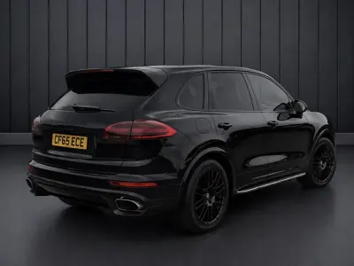 Usado Porsche Cayenne 262 HP (192 kW) 2015 Preto SUV