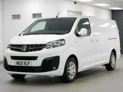 Gebraucht Vauxhall Vivaro Sportive 120 PS (88 kW) 2021 Weiß Van / Kleinbus