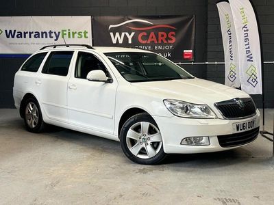 Used Skoda Octavia Elegance 2011 White Estate