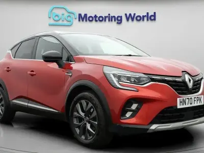 Used Renault Captur Version S 155 HP (114 kW) 2020 Red SUV