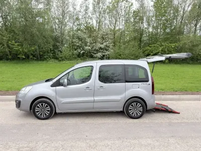 Used Peugeot Partner 2019 Grey MPV