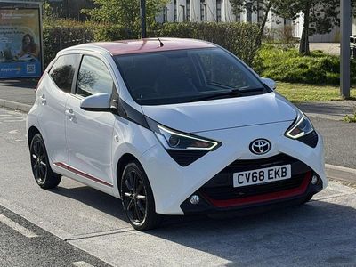 Used Toyota Aygo x-press 2018 White Hatchback