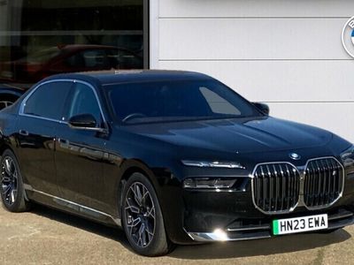 BMW i7