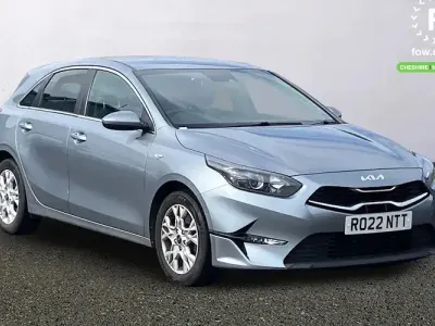 Usado Kia Ceed 120 CV (88 kW) 2021 Plateado Utilitario