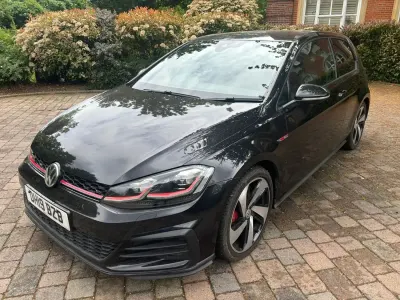 Second-hand VW Golf VII GTI 2019 Negru Hatchback