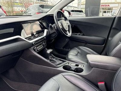 Used Kia Niro 141 HP (103 kW) 2021 Red SUV