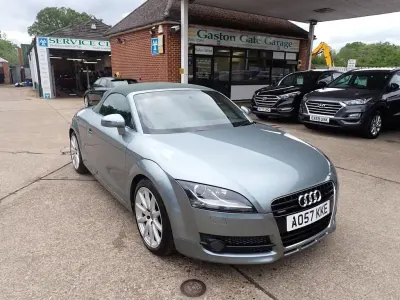 Usado Audi TT Roadster 250 HP (183 kW) 2008 Cinzento Cabrios