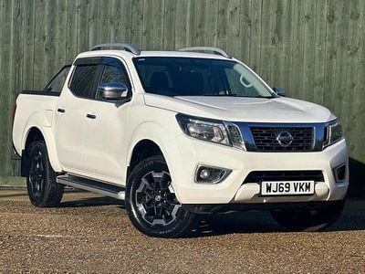 White Used 2019 Nissan Navara Tekna Pickup | £15,850 (A bit pricey)