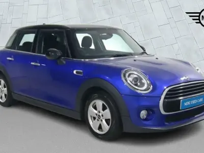 Used Mini Cooper Classic 134 HP (98 kW) 2019 Blue Hatchback