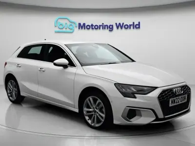 Used Audi A3 Sportback Sport 204 HP (150 kW) 2022 White Hatchback