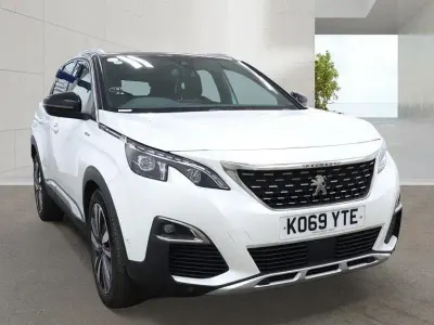 Used Peugeot 3008 Premium 130 HP (95 kW) 2020 White SUV
