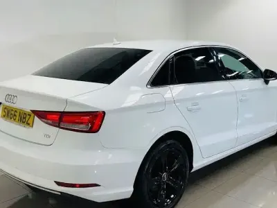 Usado Audi A3 Sport 150 HP (110 kW) 2018 Sedan