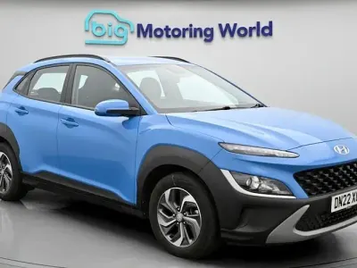 Gebraucht Hyundai Kona SE 141 PS (103 kW) 2022 Blau SUV