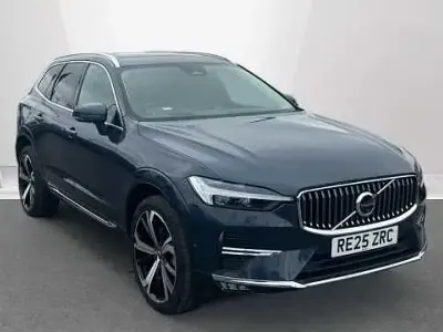 Begagnad Volvo XC60 Ultra 247 HK (181 kW) 2025 Blå SUV