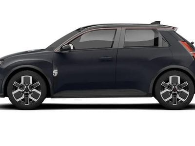 New 2025 Renault 5 E-Tech Komfort Hatchback | £27,130 (Fair price)