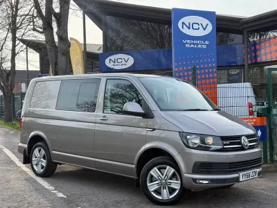 Begagnad VW Transporter Highline 2016 Beige Van