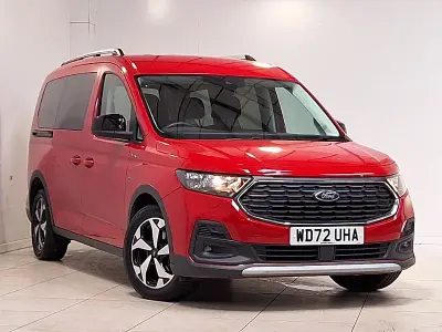 Used Ford Tourneo Connect Active 2023 Red MPV