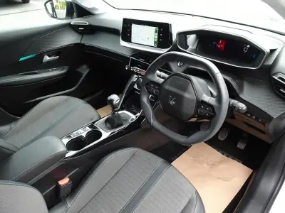 Used Peugeot 208 Allure Premium 2022 White Hatchback