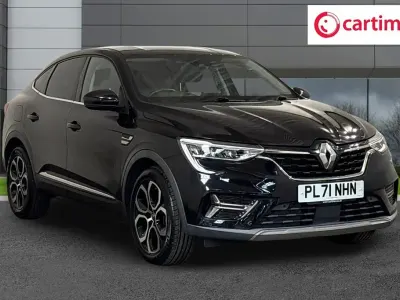 Używany Renault Arkana Version S 145 KM (106 kW) 2022 Czarny SUV