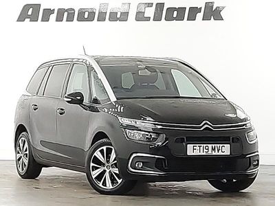 Käytetty Citroën C4 Feel 131 HP (96 kW) 2019 Musta Katumaasturi