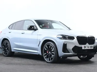 Usado BMW X4 M Sport 355 CV (261 kW) 2024 Gris SUV