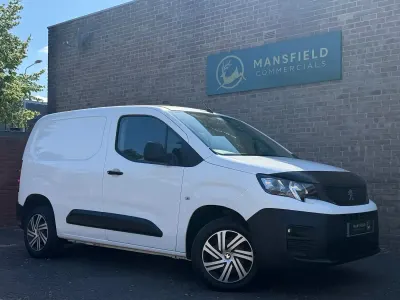 Used Peugeot Partner 2021 White MPV