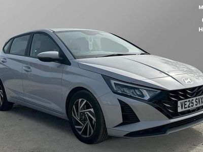Używany Hyundai i20 Advanced 100 KM (73 kW) 2025 Szary Hatchback