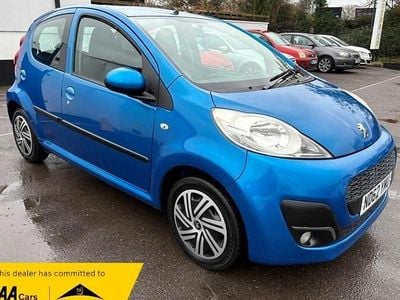 Used Peugeot 107 Active 68 HP (50 kW) 2012 Blue Hatchback