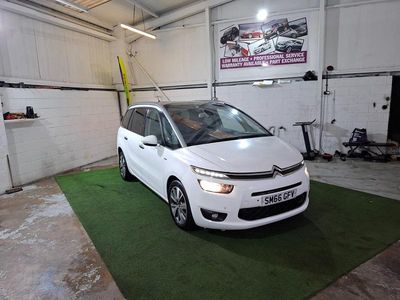 White Used 2016 Citroën Grand C4 Picasso Exclusive MPV | £7,995 (Good price)
