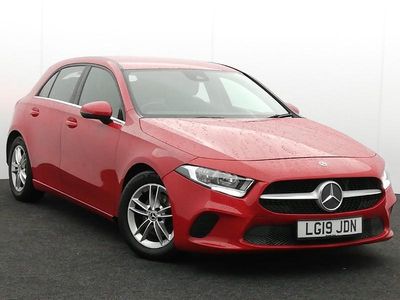 Used Mercedes A180 SE 136 HP (100 kW) 2019 Red Hatchback