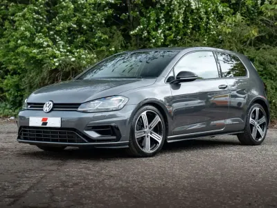 Usado VW Golf VII R 2017 Cinzento Citadino