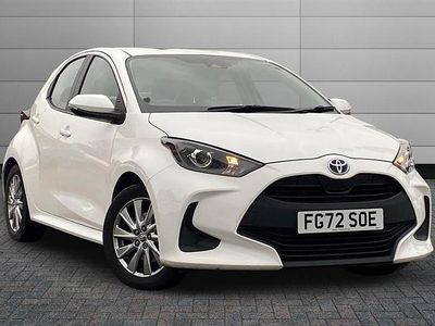 White Used 2023 Toyota Yaris Hybrid Hatchback | £15,450 (Good price)