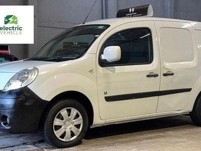 Used Renault Kangoo 2015 White Sedan