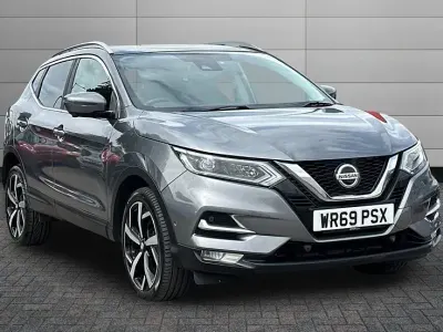 Used Nissan Qashqai Tekna 113 HP (83 kW) 2019 Grey SUV