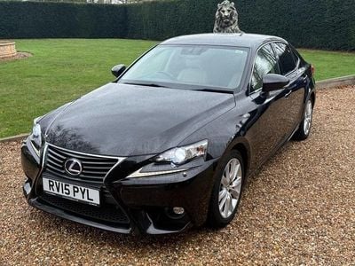 Lexus IS300h