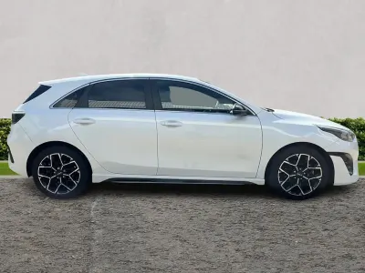 Used Kia Ceed GT-Line 138 HP (101 kW) 2025 White Hatchback