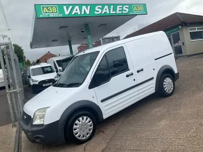 Used Ford Transit Connect 75 HP (55 kW) 2011 White MPV
