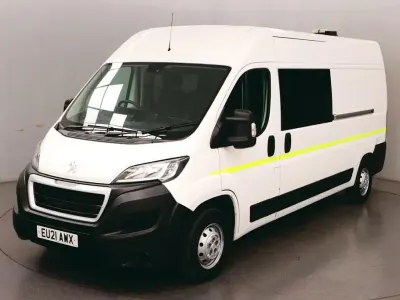 Second-hand Peugeot Boxer 140 CP (102 kW) 2021 Alb Van