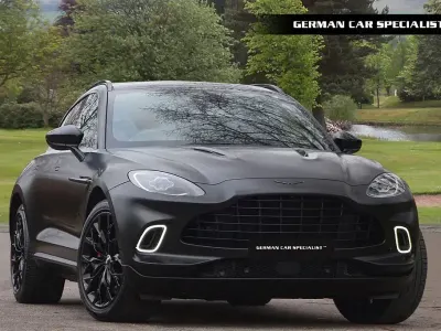 Usado Aston Martin DBX 550 CV (404 kW) 2021 Negro SUV