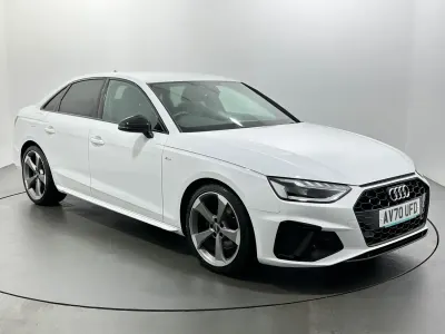 Begagnad Audi A4 Black Edition 150 HK (110 kW) 2020 Vit Sedan