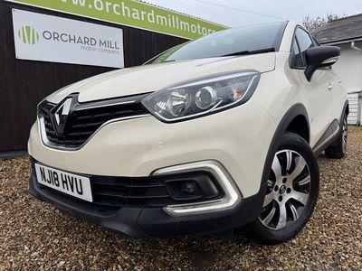 White Used 2018 Renault Captur Expression+ SUV | £6,895 (Fair price)