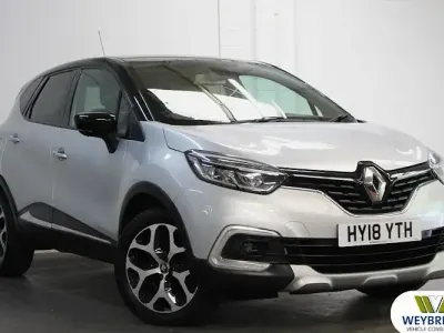 Used Renault Captur Signature 110 HP (80 kW) 2018 Mercury grey SUV
