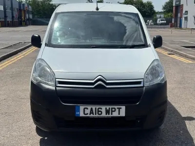 Used Citroën Berlingo 2016 White MPV